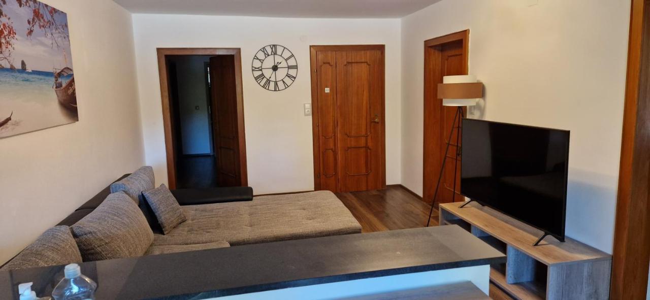 Adam'S Ferienapartments Bad Schallerbach Dış mekan fotoğraf